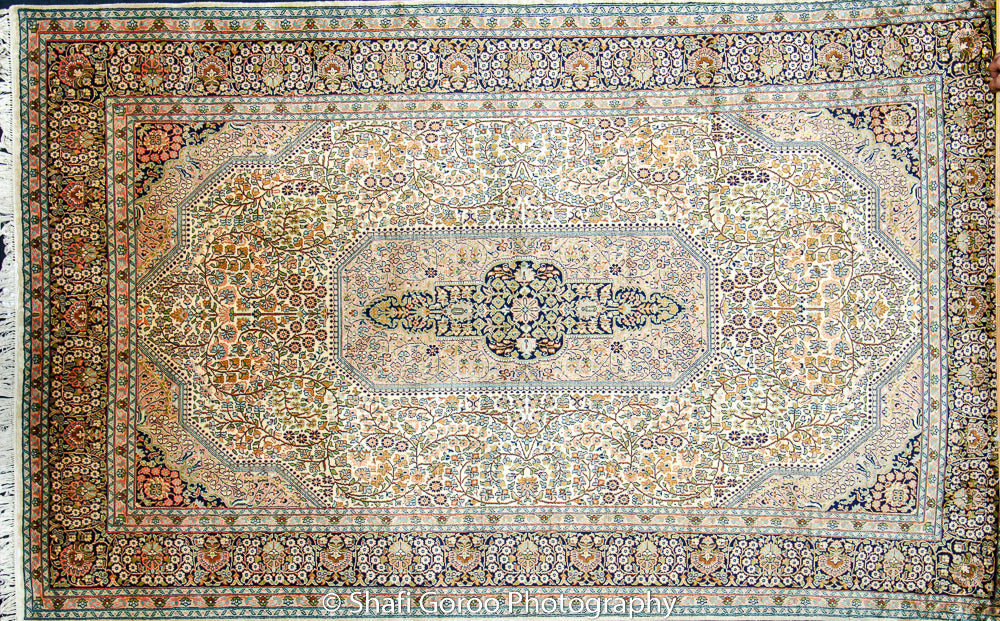 High knot silk on silk, size 4'x6'