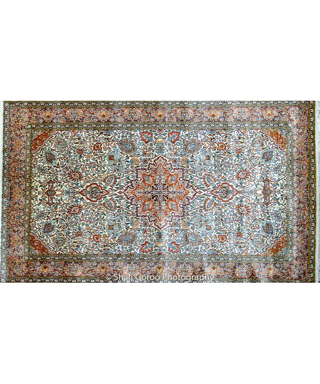 High knot silk on silk, size 3' x 5'