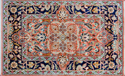 Regular silk carpet, size: 2 feet by 3 feet