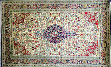 High knot silk on silk, size 2.5' x 4'