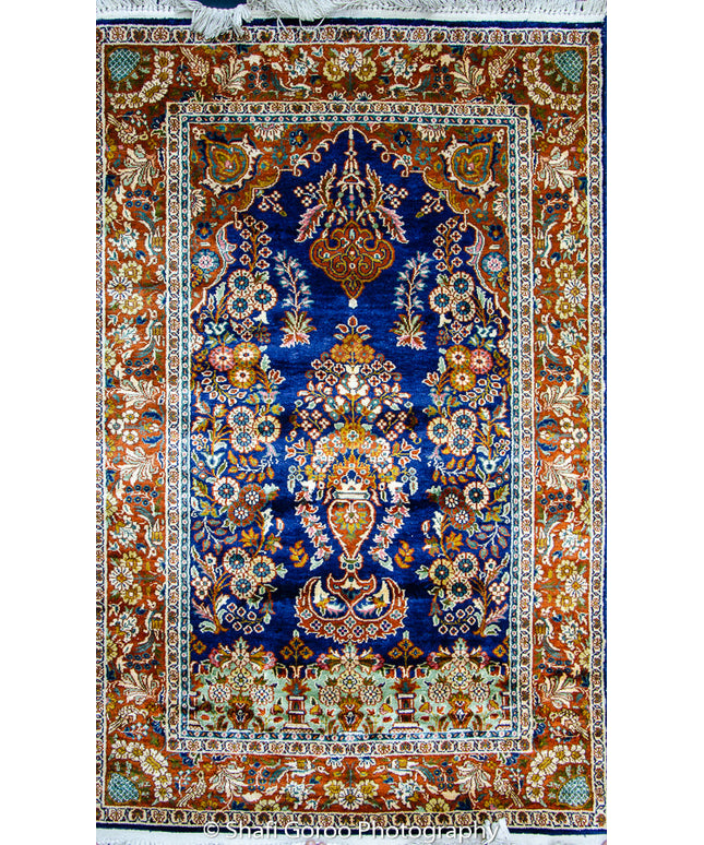 Regular silk carpet, size: 2 feet 6 inches by 4 feet