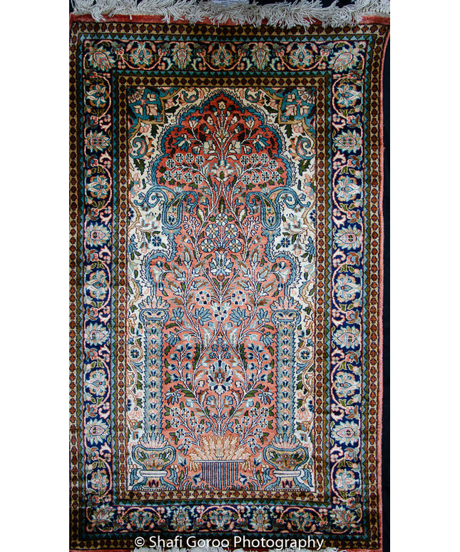 Regular silk carpet, size: 2 feet 6 inches by 4 feet