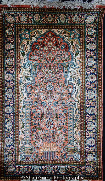 Regular silk carpet, size: 2 feet 6 inches by 4 feet