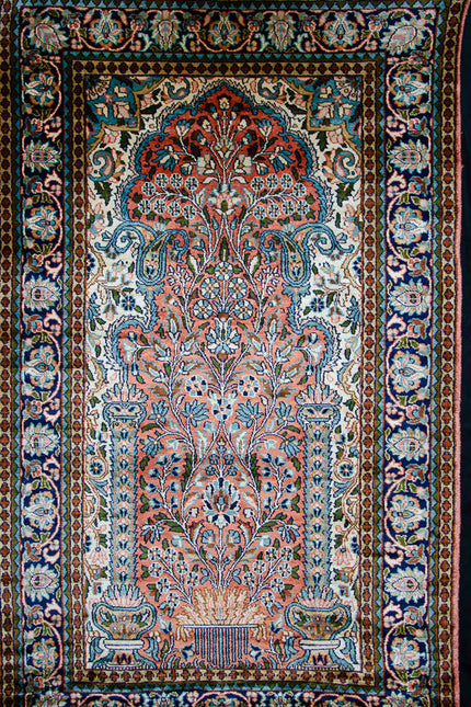 Regular silk carpet, size: 2 feet 6 inches by 4 feet
