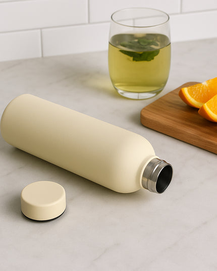 Stainless Steel Double Wall Vacuum-insulated Drink Water Bottle (Mix Color  500 Ml Approx)