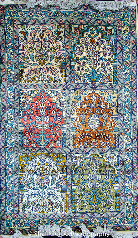 Regular silk carpet, size: 2 feet 6 inches by 4 feet