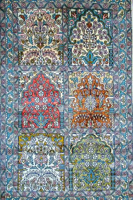 Regular silk carpet, size: 2 feet 6 inches by 4 feet