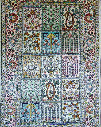 Regular silk carpet, size: 2 feet 6 inches by 4 feet