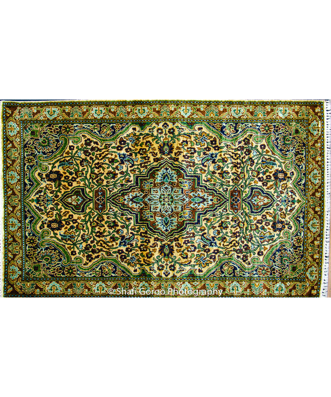 Regular silk carpet, size: 2 feet 6 inches by 4 feet