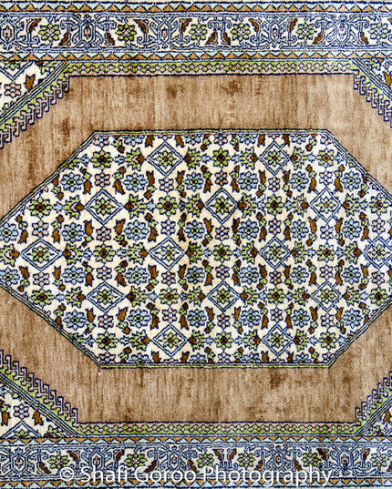 Regular silk carpet, size: 2 feet 6 inches by 4 feet