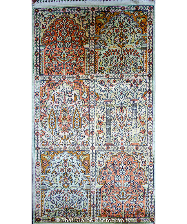 Regular silk carpet, size: 2 feet 6 inches by 4 feet