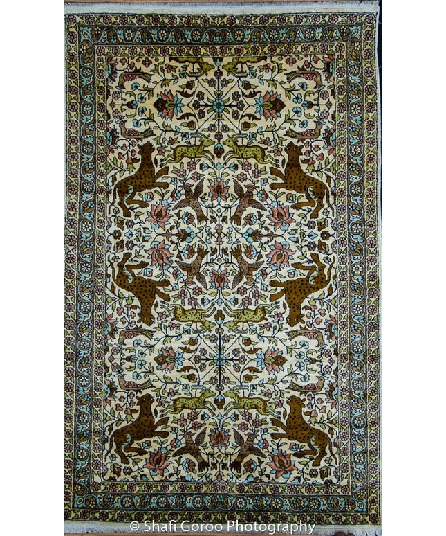 Regular silk carpet, size: 3 feet by 5 feet
