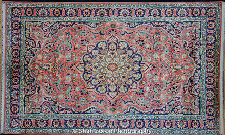 Regular silk carpet, size: 3 feet by 5 feet