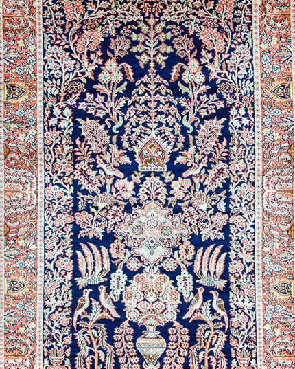 Regular silk carpet, size: 3 feet by 5 feet