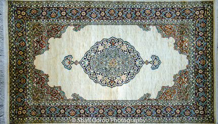 Regular silk carpet, size: 3 feet by 5 feet