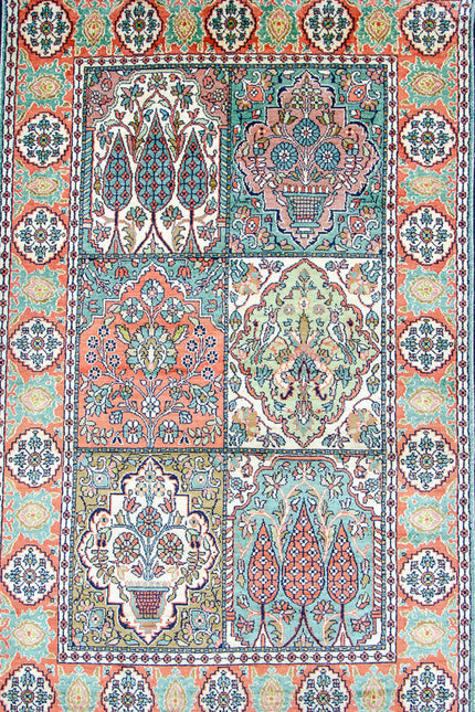 Regular silk carpet, size: 3 feet by 5 feet
