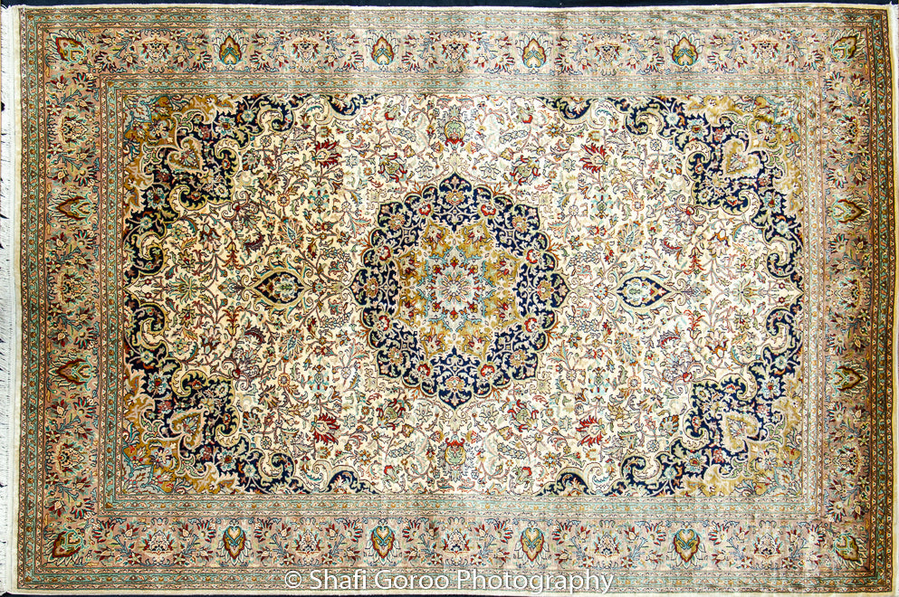 High knot silk on silk, size 4'x6'