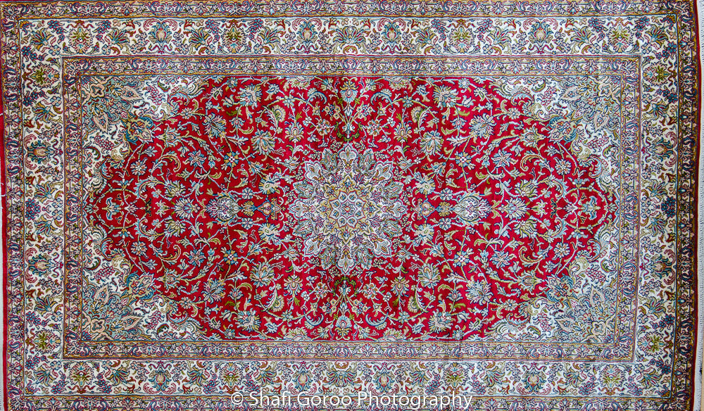 High knot silk on silk, size 3' x 5'