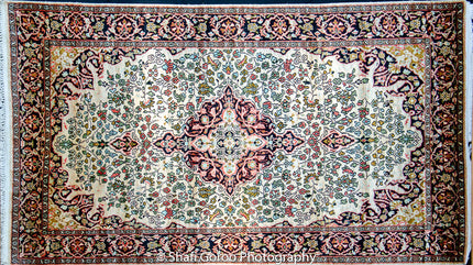Regular silk carpet, size: 3 feet by 5 feet