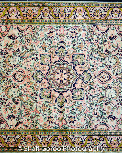 Regular silk carpet, size: 3 feet by 5 feet