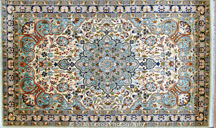 Regular silk carpet, size: 3 feet by 5 feet