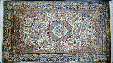Regular silk carpet, size: 3 feet by 5 feet