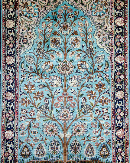 Regular silk carpet, size: 3 feet by 5 feet