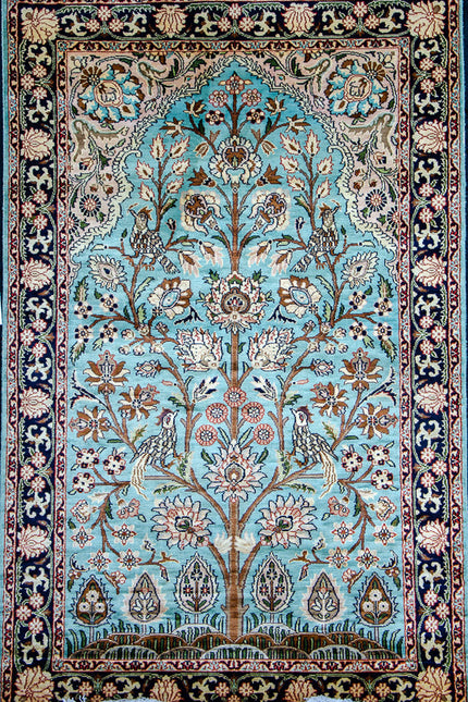 Regular silk carpet, size: 3 feet by 5 feet