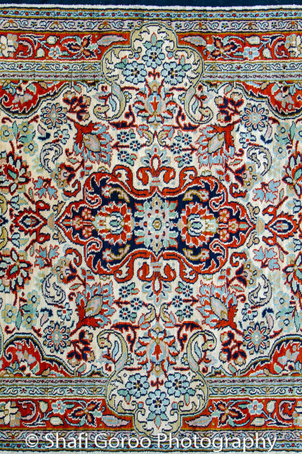 High knot silk on silk, size 2' x 3'