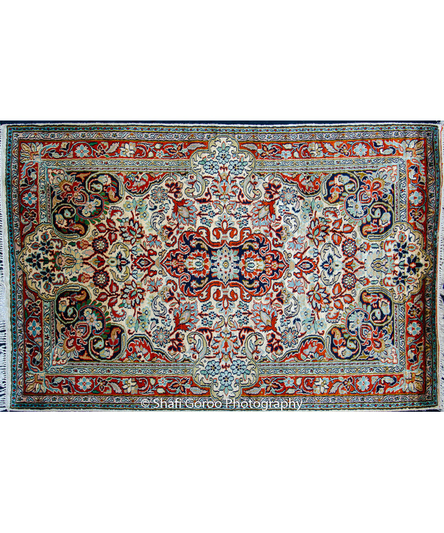 High knot silk on silk, size 2' x 3'