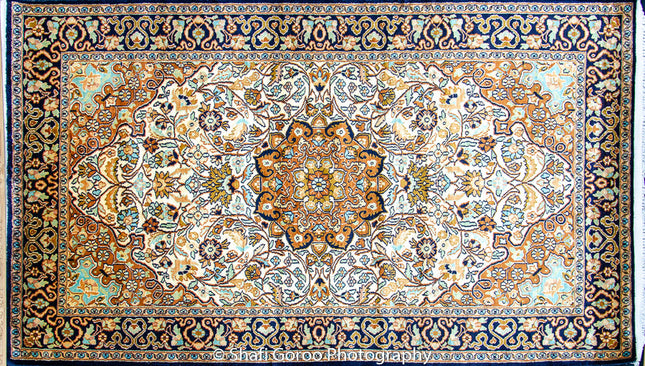 Regular silk carpet, size: 3 feet by 5 feet