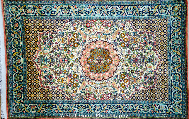 Regular silk carpet, size: 3 feet by 5 feet