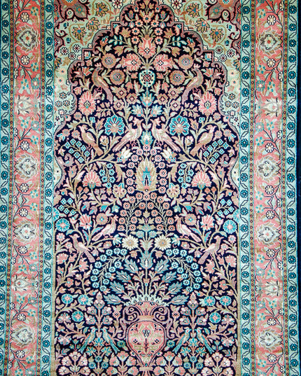 Regular silk carpet, size: 3 feet by 5 feet