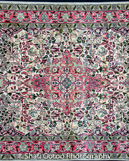 Regular silk carpet, size: 3 feet by 5 feet