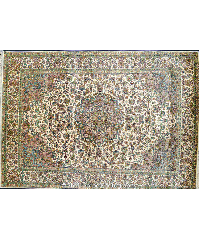 High knot silk on silk, size 4'x6'