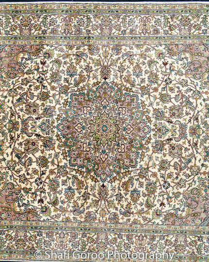 High knot silk on silk, size 4'x6'