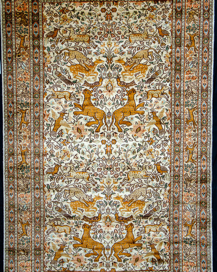 Regular silk carpet, size: 3 feet by 5 feet