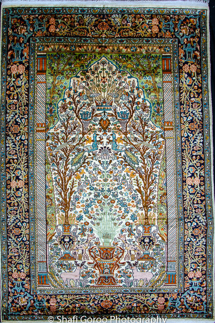 Regular silk carpet, size: 4 feet by 6 feet