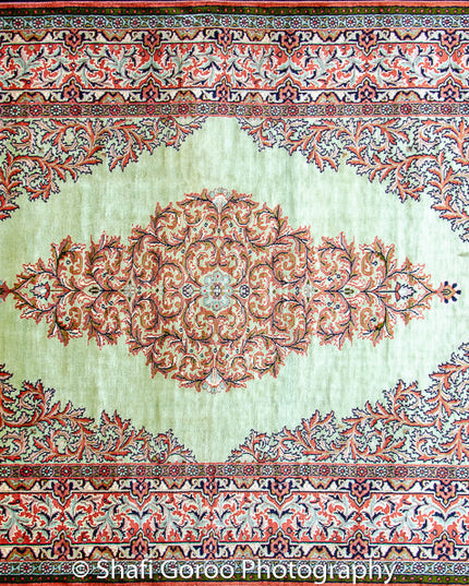 Regular silk carpet, size: 4 feet by 6 feet