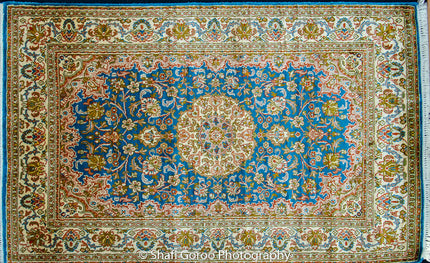 High knot silk on silk, size 2' x 3'
