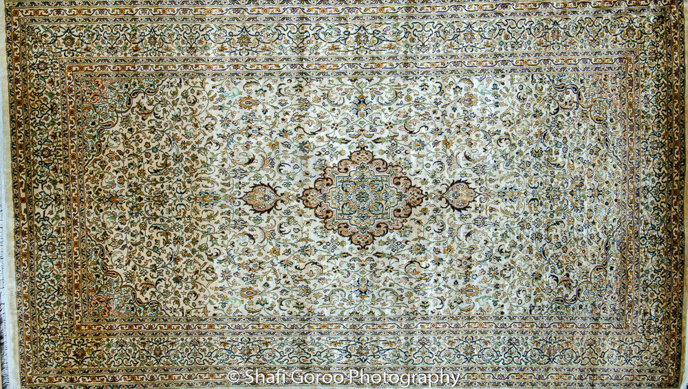 High knot silk on silk, size 3' x 5'