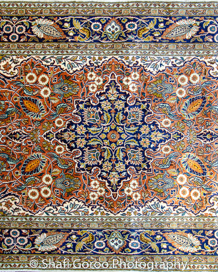 High knot silk on silk, size 2.5' x 4'