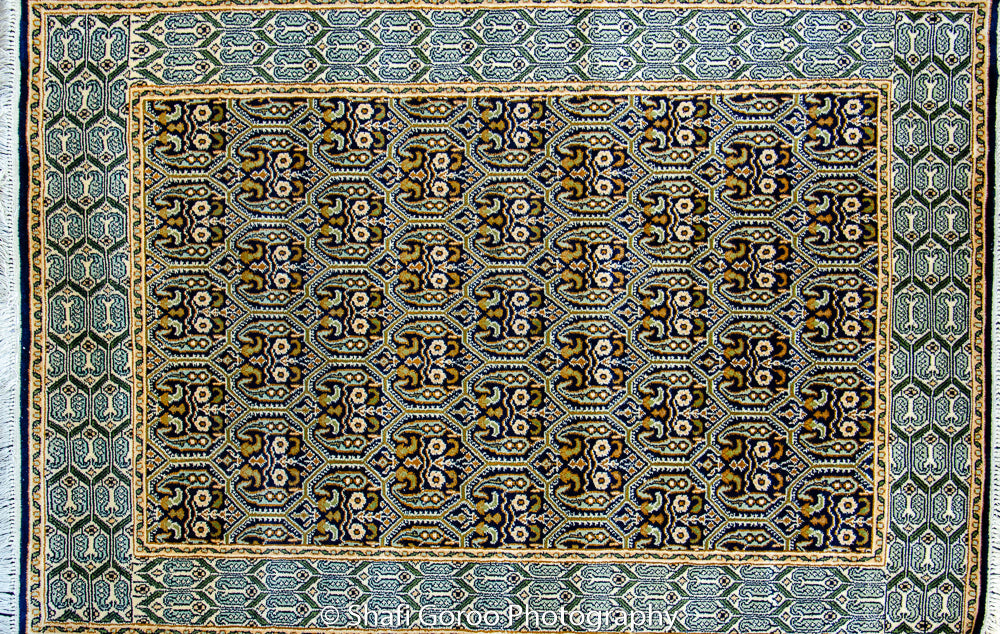 High knot silk on silk, size 2' x 3'