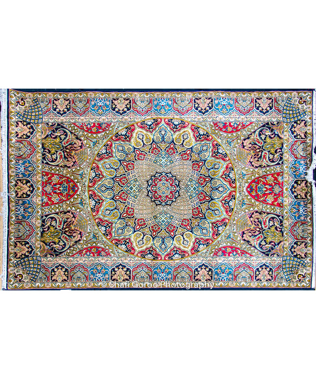 Regular silk carpet, size: 4 feet by 6 feet