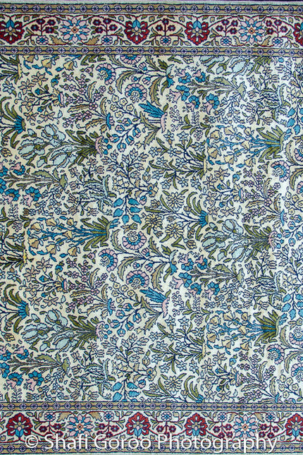 Regular silk carpet, size: 4 feet by 6 feet