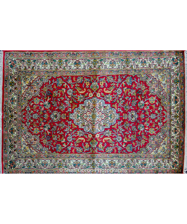 High knot silk on silk, size 2' x 3'