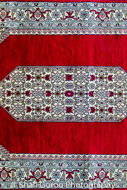 High knot silk on silk, size 2' x 3'