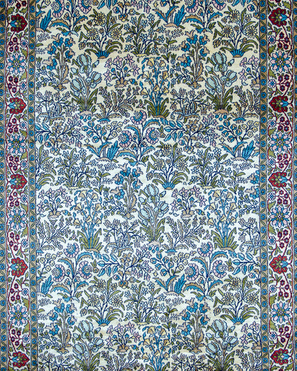 Regular silk carpet, size: 4 feet by 6 feet
