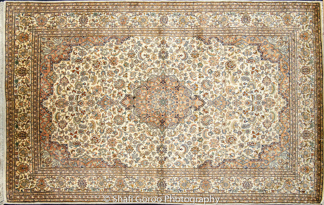 High knot silk on silk, size 4'x6'