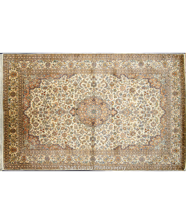 High knot silk on silk, size 4'x6'